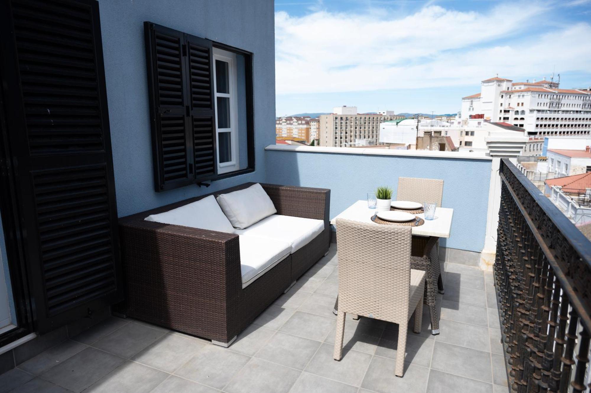 Master Penthouse Double Room Ensuite With Private Terrace - Grand Central House Гібралтар Екстер'єр фото